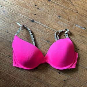 Victoria’s Secret hot pink sexy 34D push-up bra